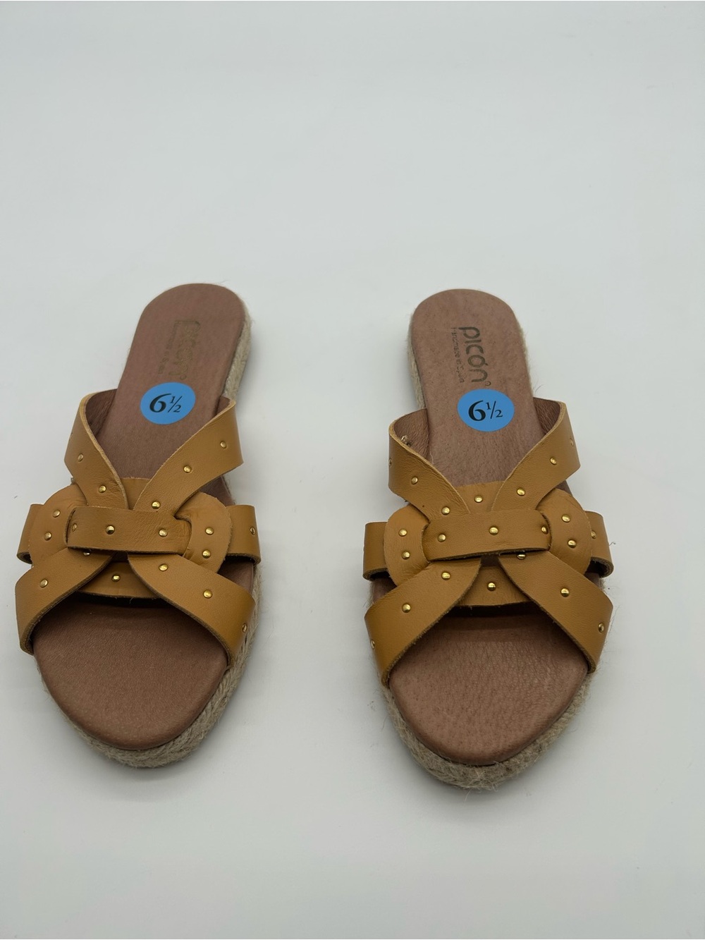 Picon Women’s Tan Studded Hand Made Leather Slide Sandals size 6.5